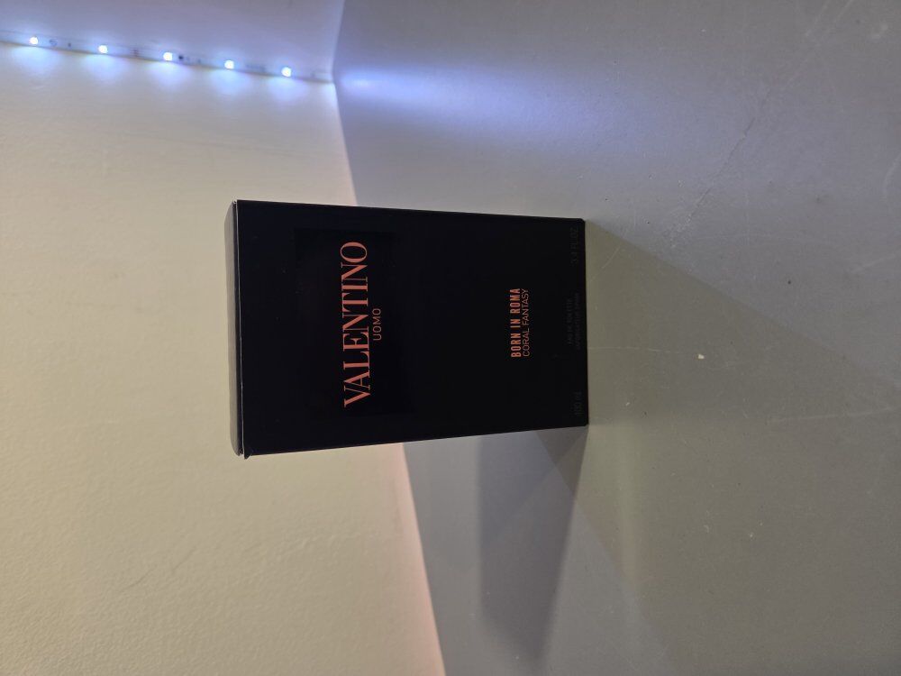 Valentino Coral cologne