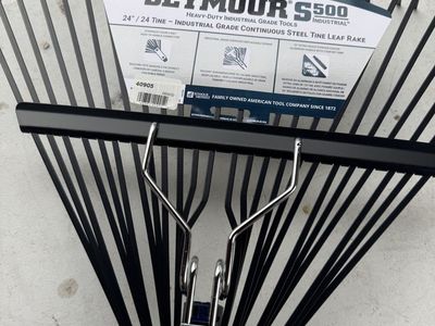Seymour S500 Industrial™ Heavy-Duty Spring Brace Rake