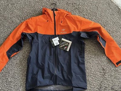 Arc'teryx Men's Alpha AR Jacket - Orange/Navy Blue Gore-Tex Pro Shell, Size Large