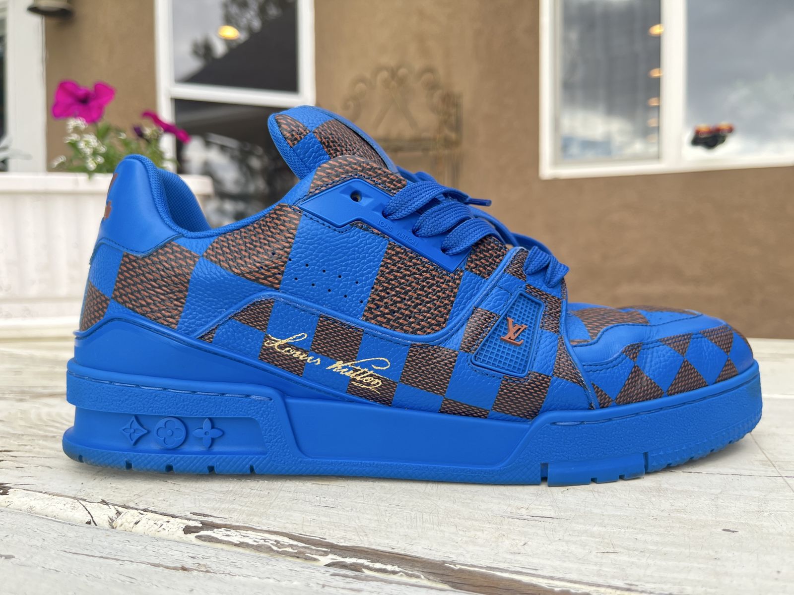 LV Louis Vuitton - Shoes, Sneakers, Size 8 Mens