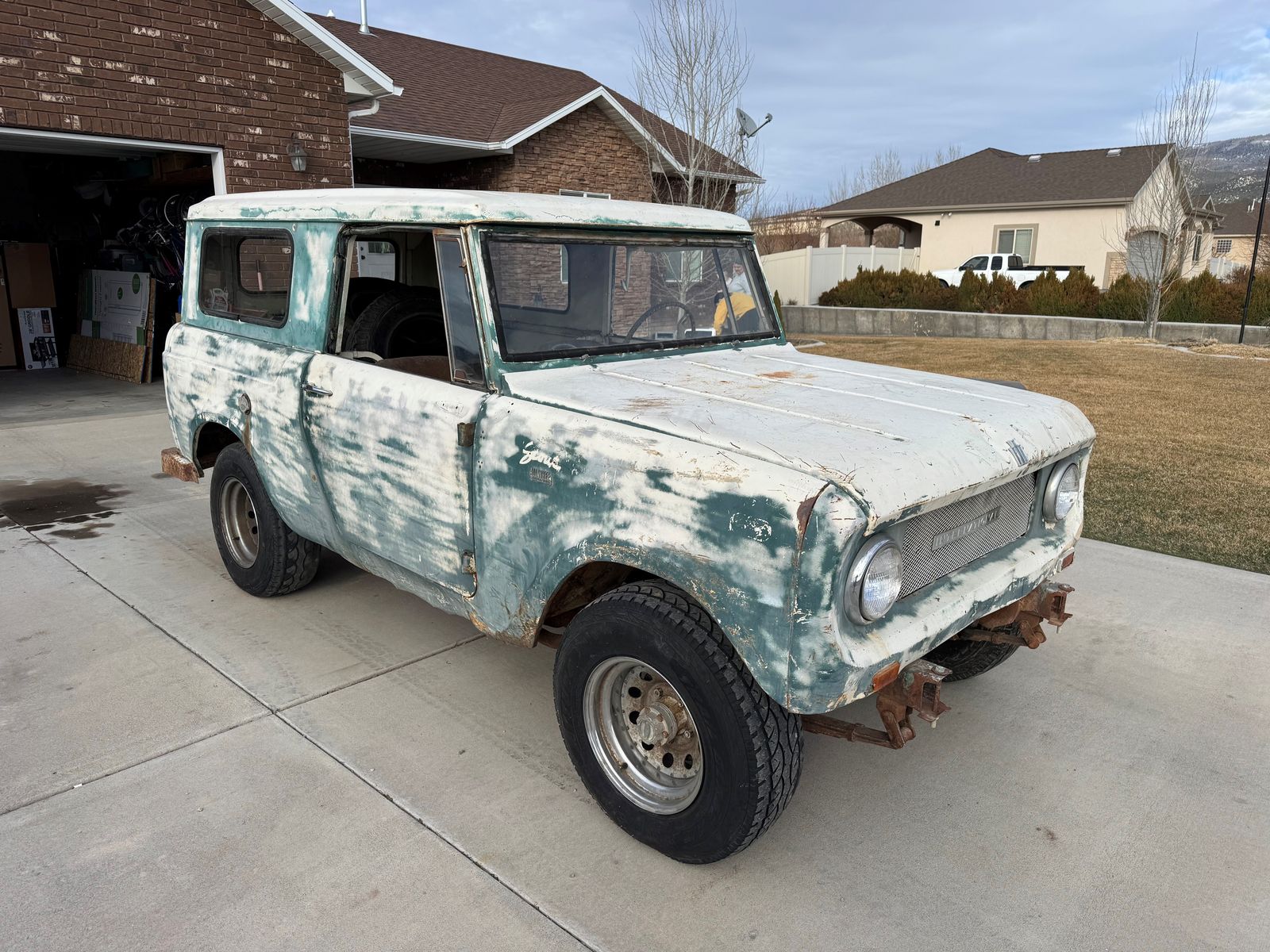 1966 INTERNATIONAL SCOUT