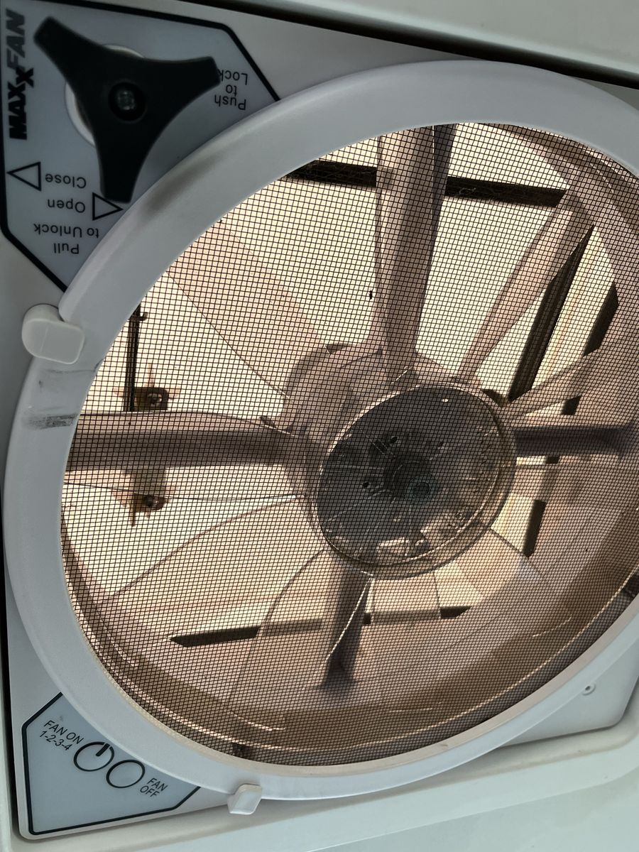 Main image 3
