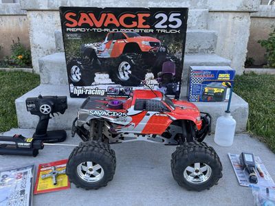 HPI Savage 25 RC Truck