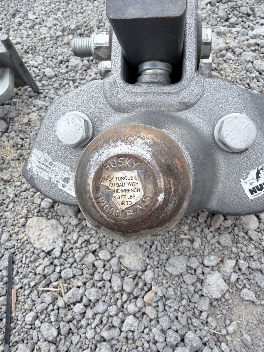 Main image 3