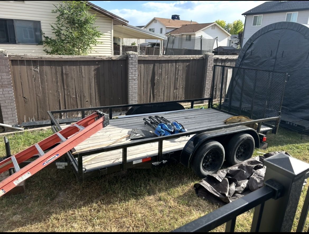 Main image 6