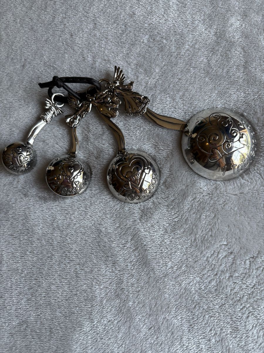 Inspirational Angel metal measuring spoons set