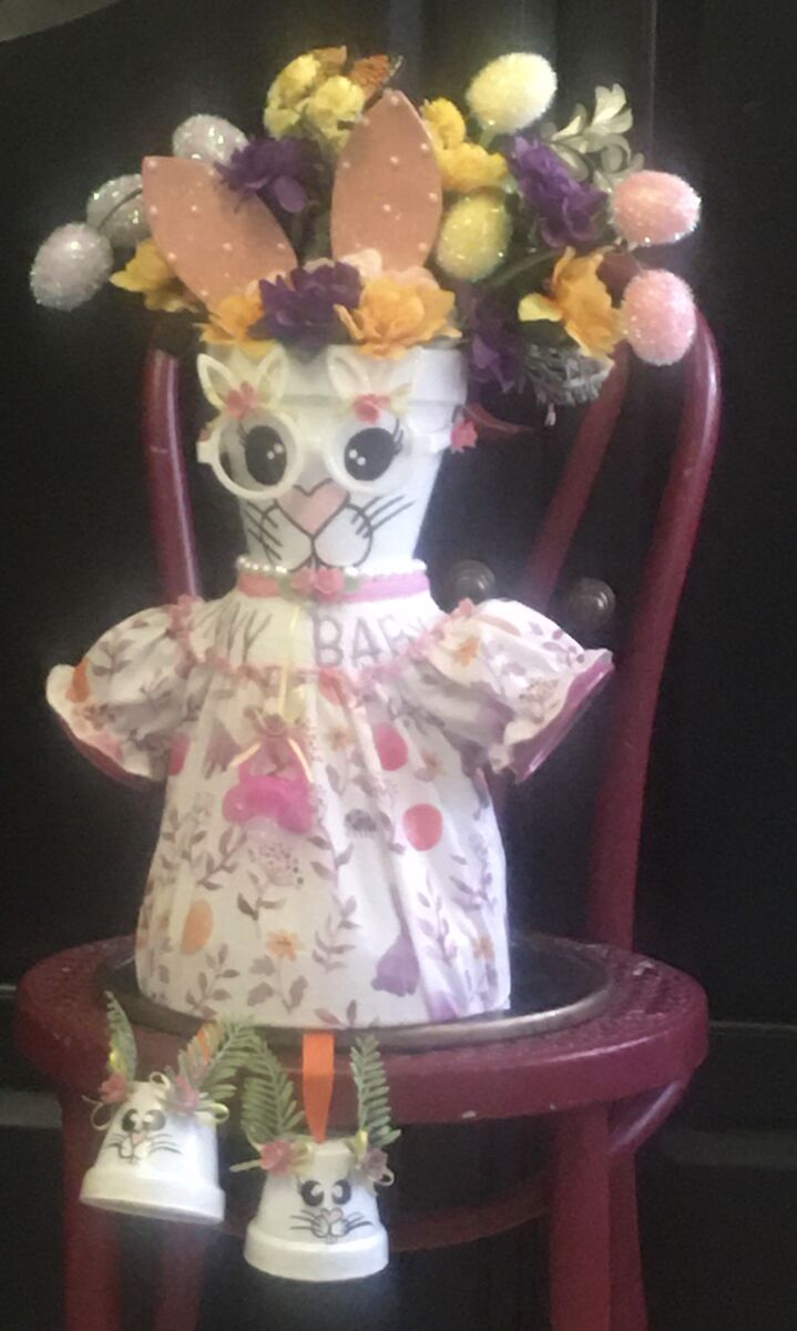 Baby Bunny Shelf Sitter