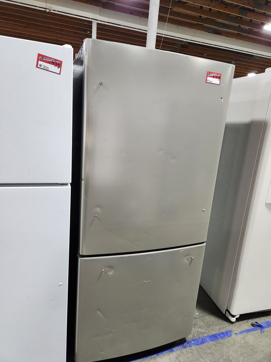 GE Stainless Steel Bottom Freezer Refrigerator - Used