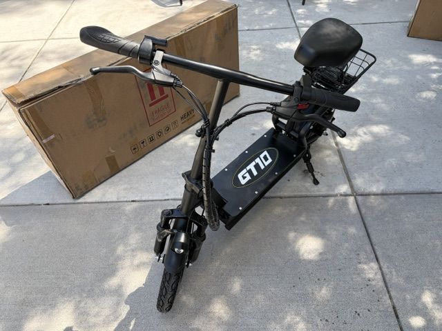 GWEIT GT10 Electric Scooter with Seat