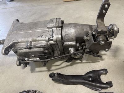 Muncie 4 speed complete take out. (1970)