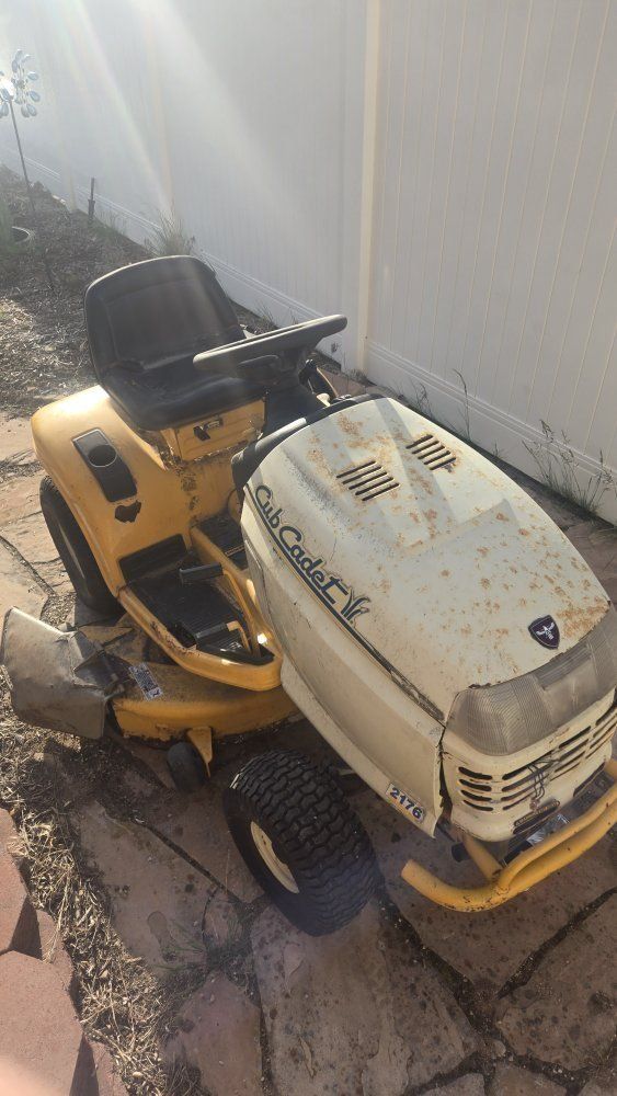 Cub Cadet LT1000 Series 2176 Riding Lawn Mower - Used, Yellow/White, Needs Repair