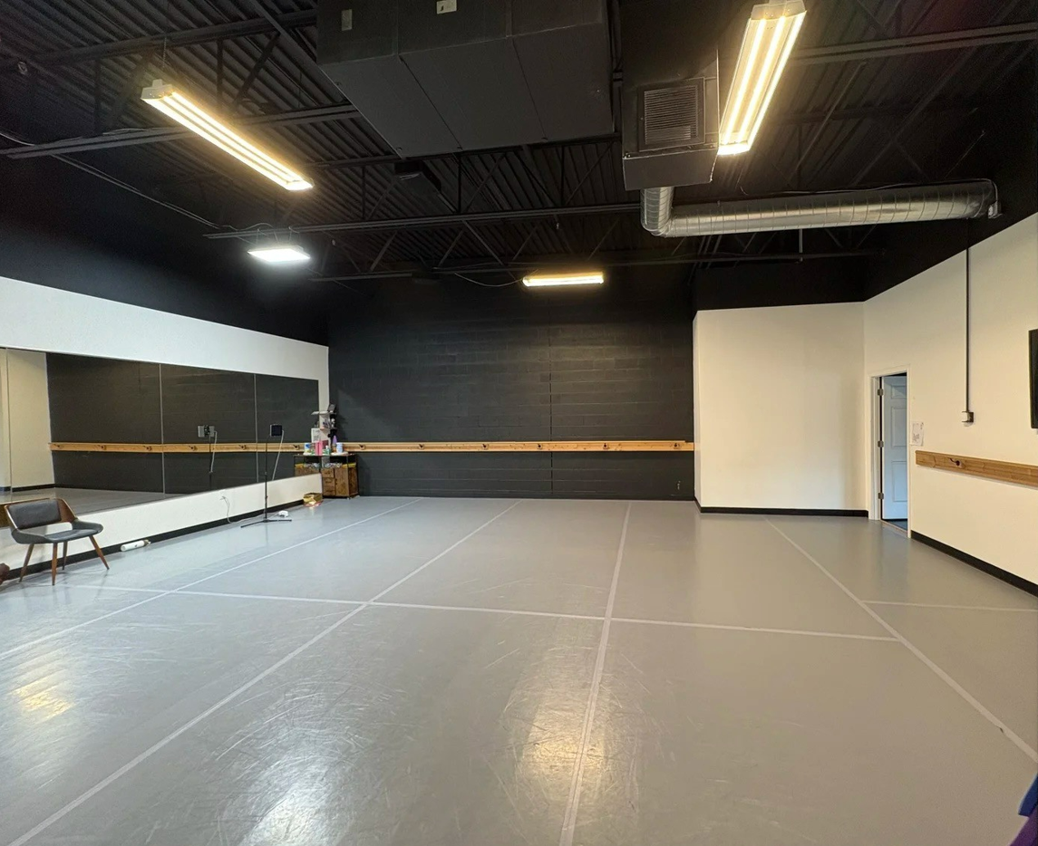Main image 5