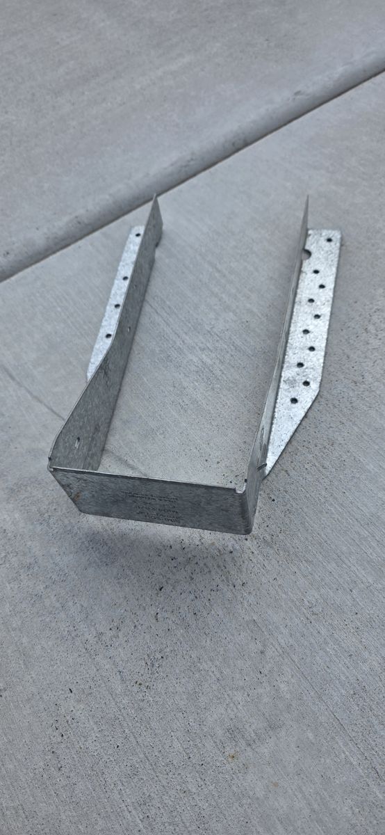 Simpson Strong-Tie MIU4.28/11 Joist Hanger