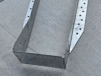 Simpson Strong-Tie MIU4.28/11 Joist Hanger