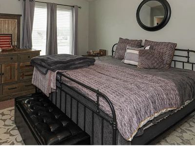 KING Bed frame and bed