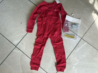 NWT Baby Gap Red Two Piece Pajamas Sz 3 Years