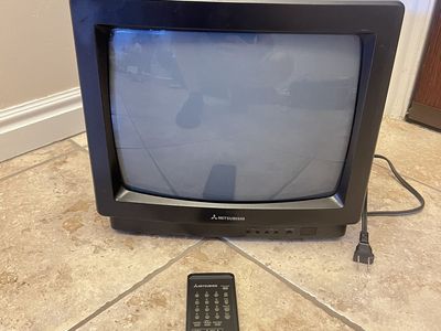 Vintage 1990 Mitsubishi 13" CRT TV Color Television CS-1347R For Retro Video Gaming
