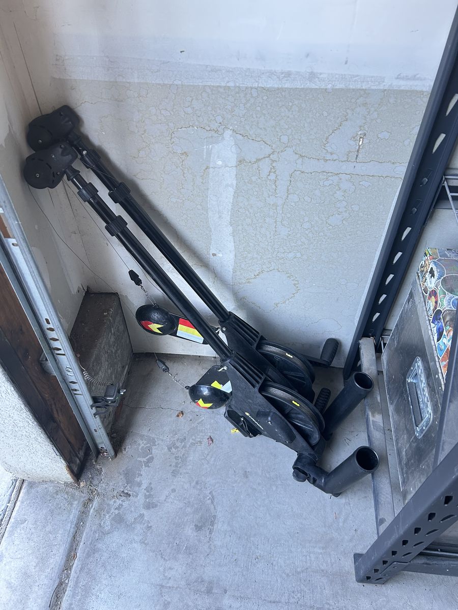 Downriggers uni-troll 10