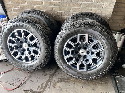 2026 Chevy Tahoe Silverado Suburban Wheels and Tires 6x5.5