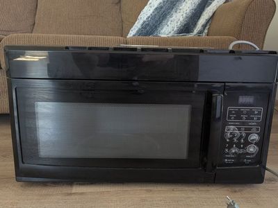 Clean & Fully Working Microwave