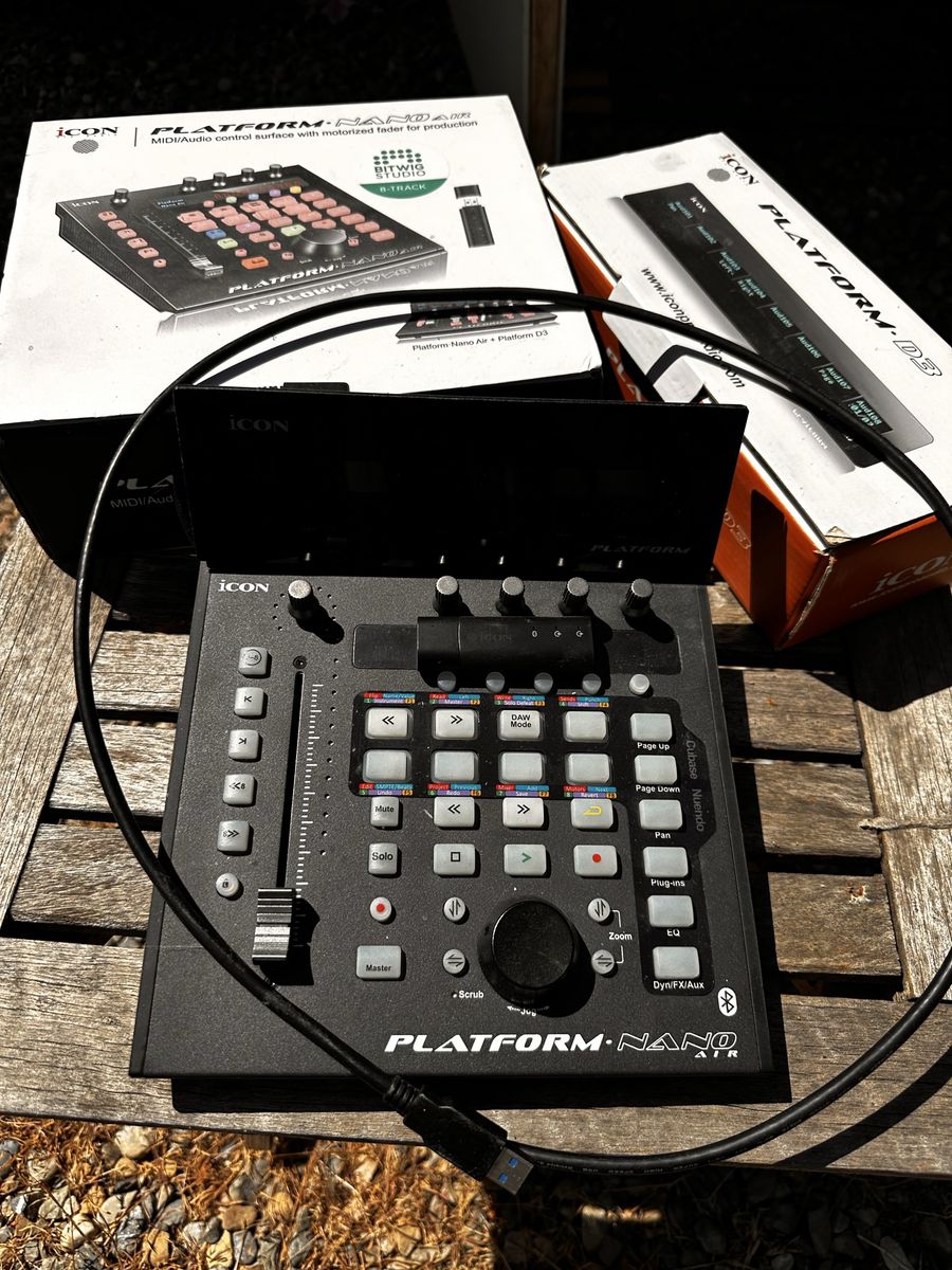 ICON Platform Nano Air MIDI/Audio Control Surface with Motorized Fader & Platform D3 Display