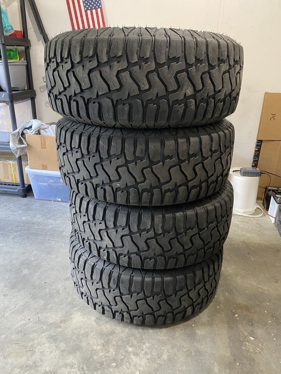 37x13.50R20 LT Haida HD878 R/T – Excellent Condition