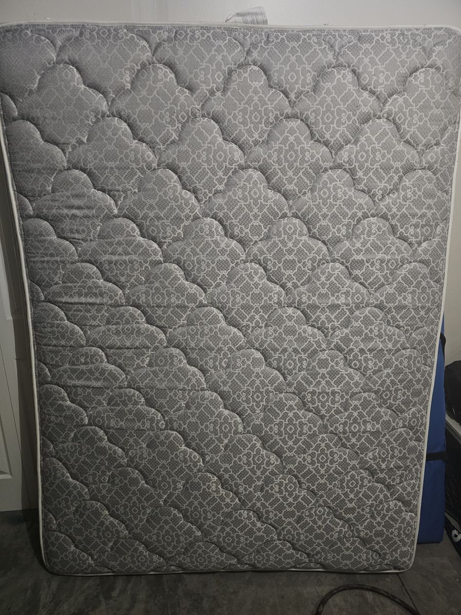 Queen mattress