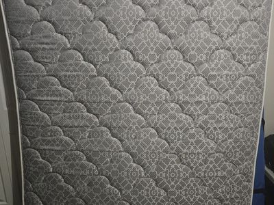 Queen mattress