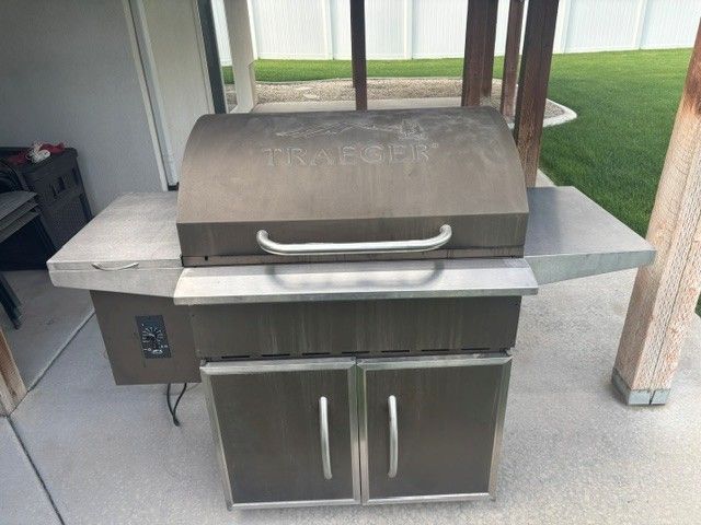 Traeger smoker / grill