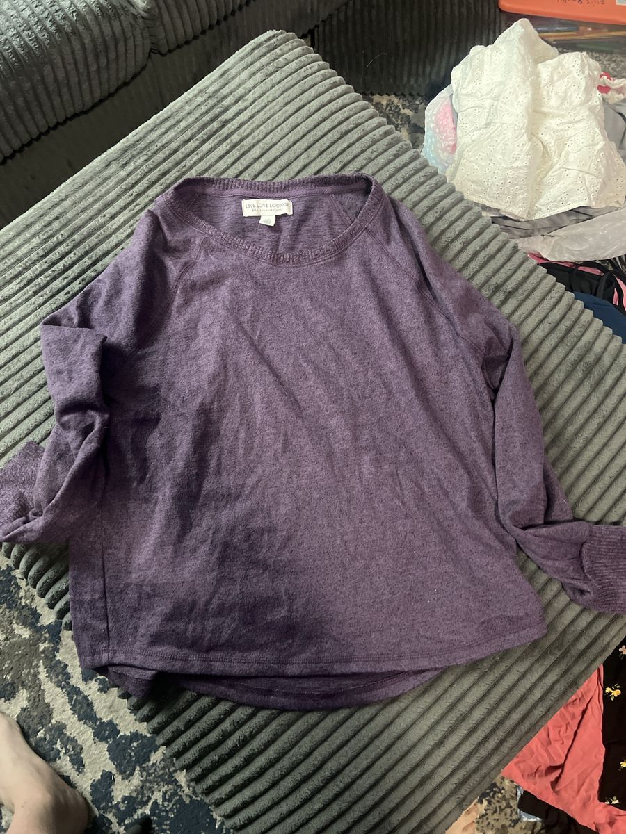 Live Love Lounge Karen Neuburger Purple Long Sleeve Top Size L