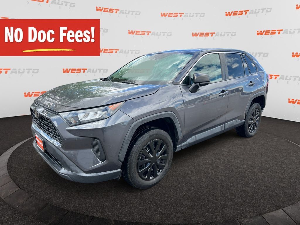 2022 Toyota RAV4 LE