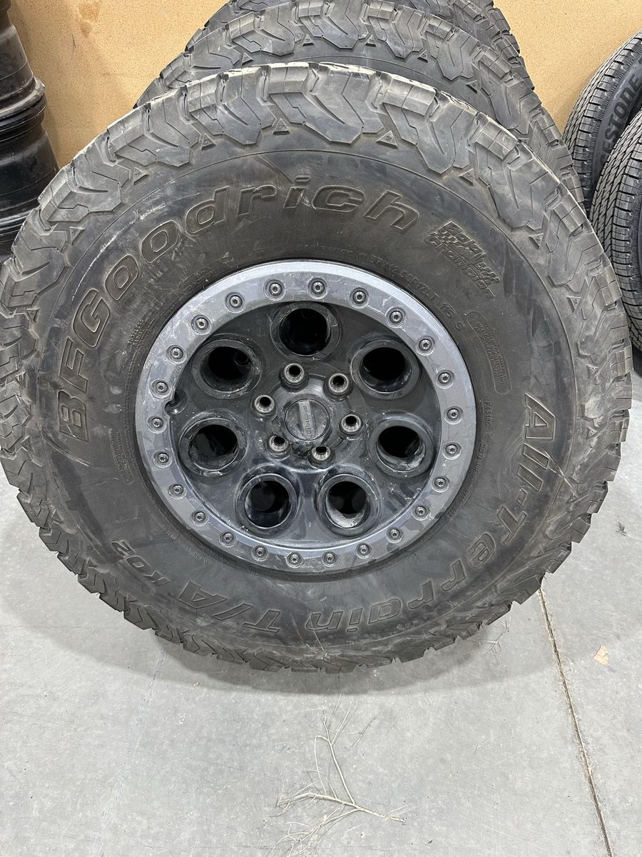 2024 Ford Raptor stock wheels