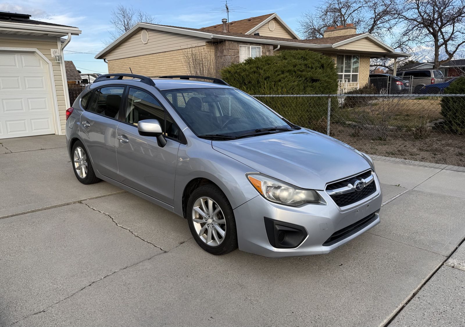 2012 SUBARU IMPREZA 2.0i Premium