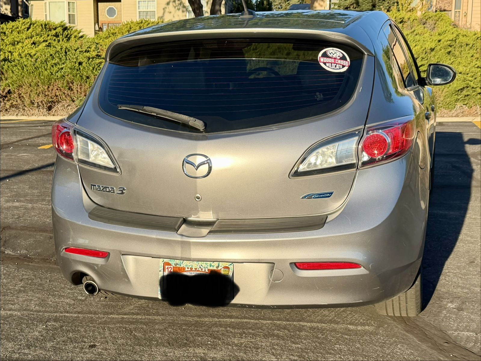Main image 4