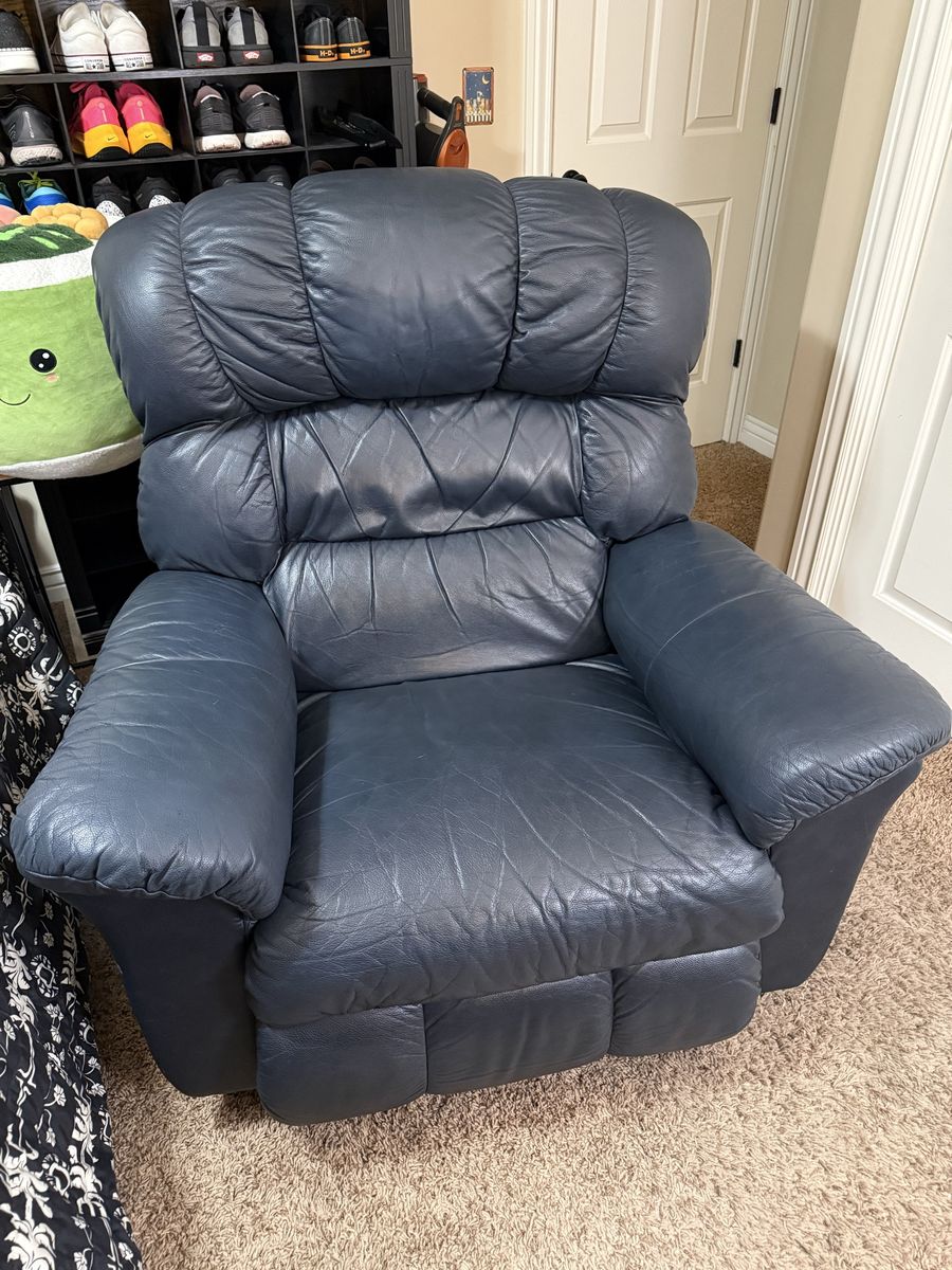 Lazy Boy Dark Blue Leather Recliner Armchair