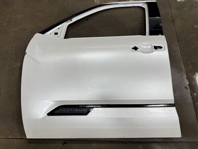 2022-2025 Toyota Tundra Left Front Door