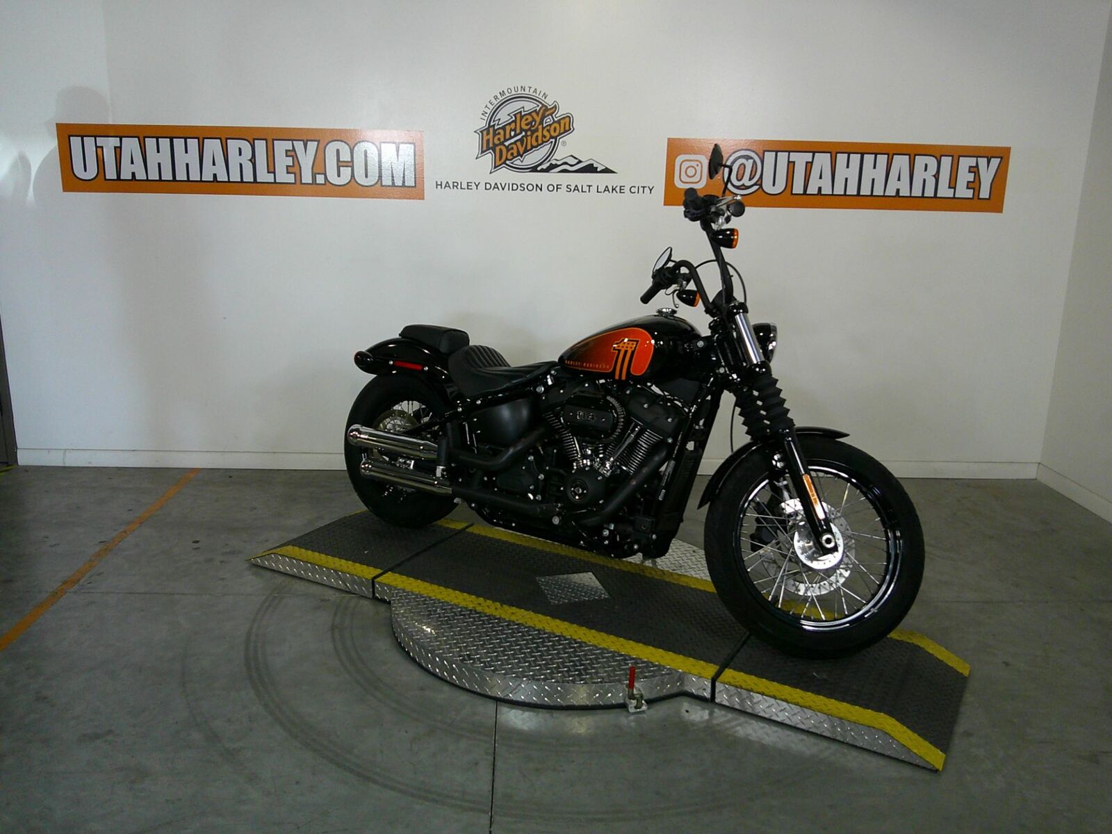 Harley-Davidson 2021 Street Bob 114
