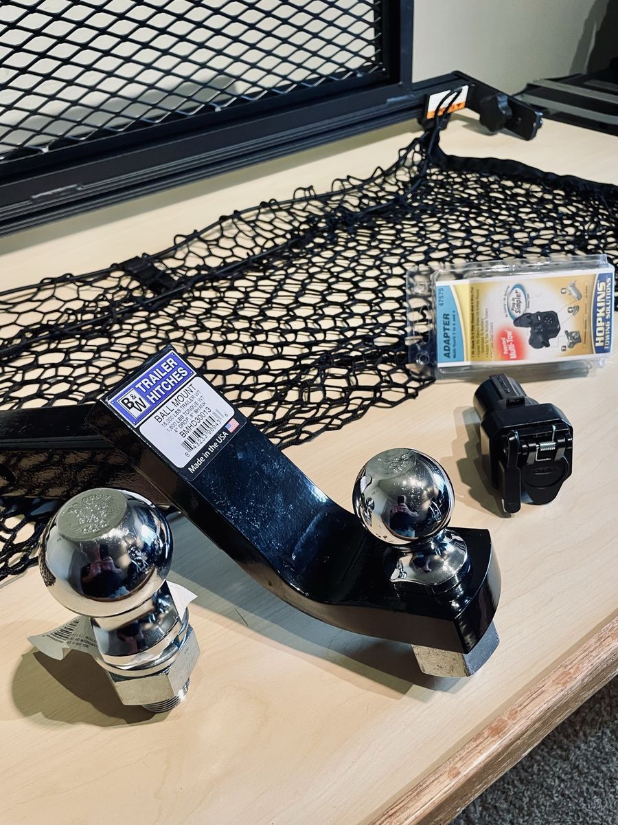 New B&W Trailer Hitches Ball Mount with Hopkins Towing Solutions Adapter & Cargo Net