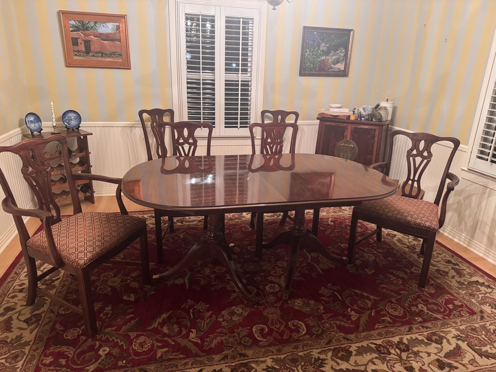 Vintage dining room table & chairs