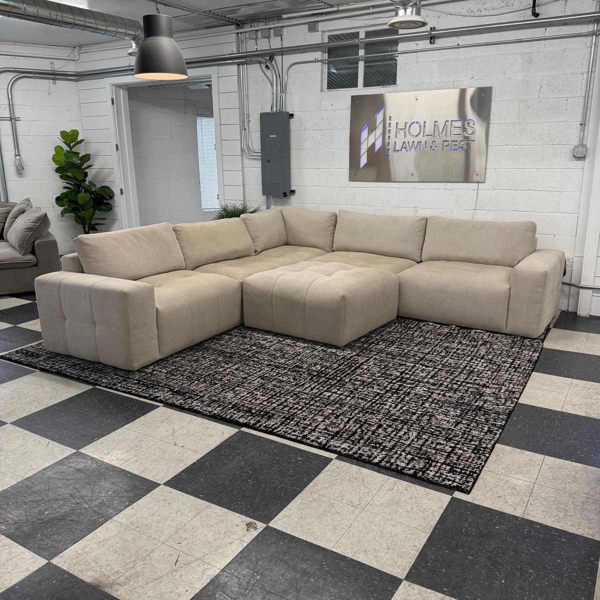 COSTCO PAIGE 6-PIECE FABRIC MODULAR SECTIONAL, BEIGE!!