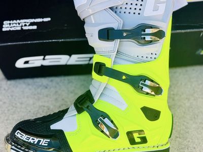 Gaerne SG-12