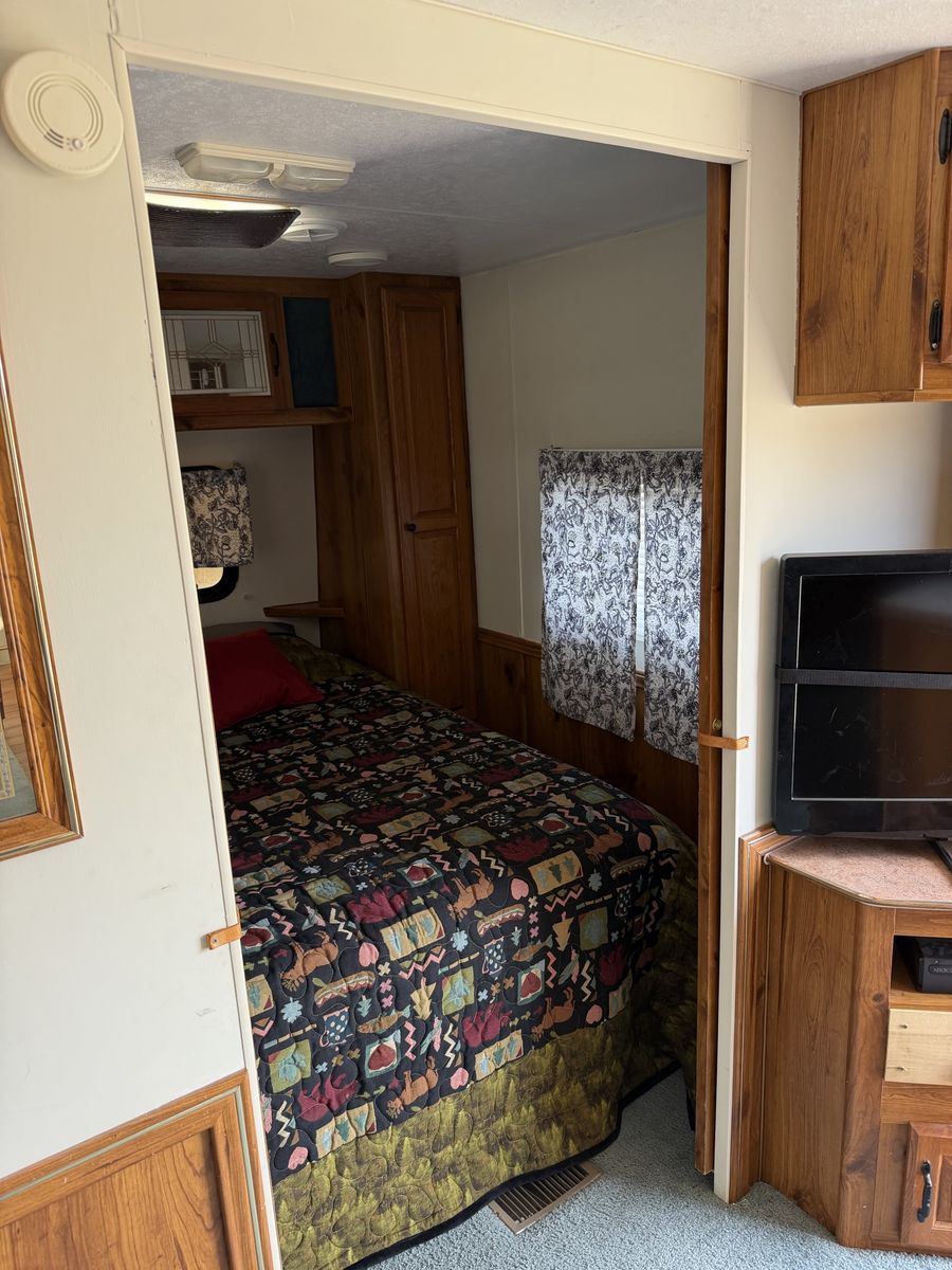 Main image 11