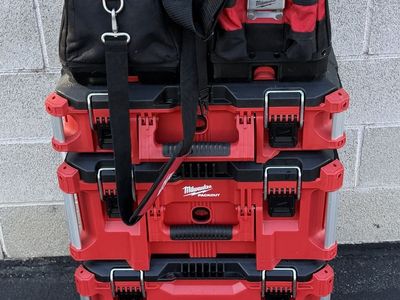 Milwaukee Packout and tools bags