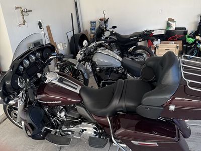 2021 Harley-Davidson Ultra Limited - Midnight Crimson, Only 190 Miles! Like New Touring Bike