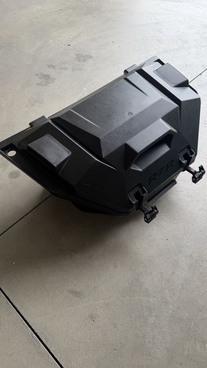 Polaris lock and ride rear cargo box