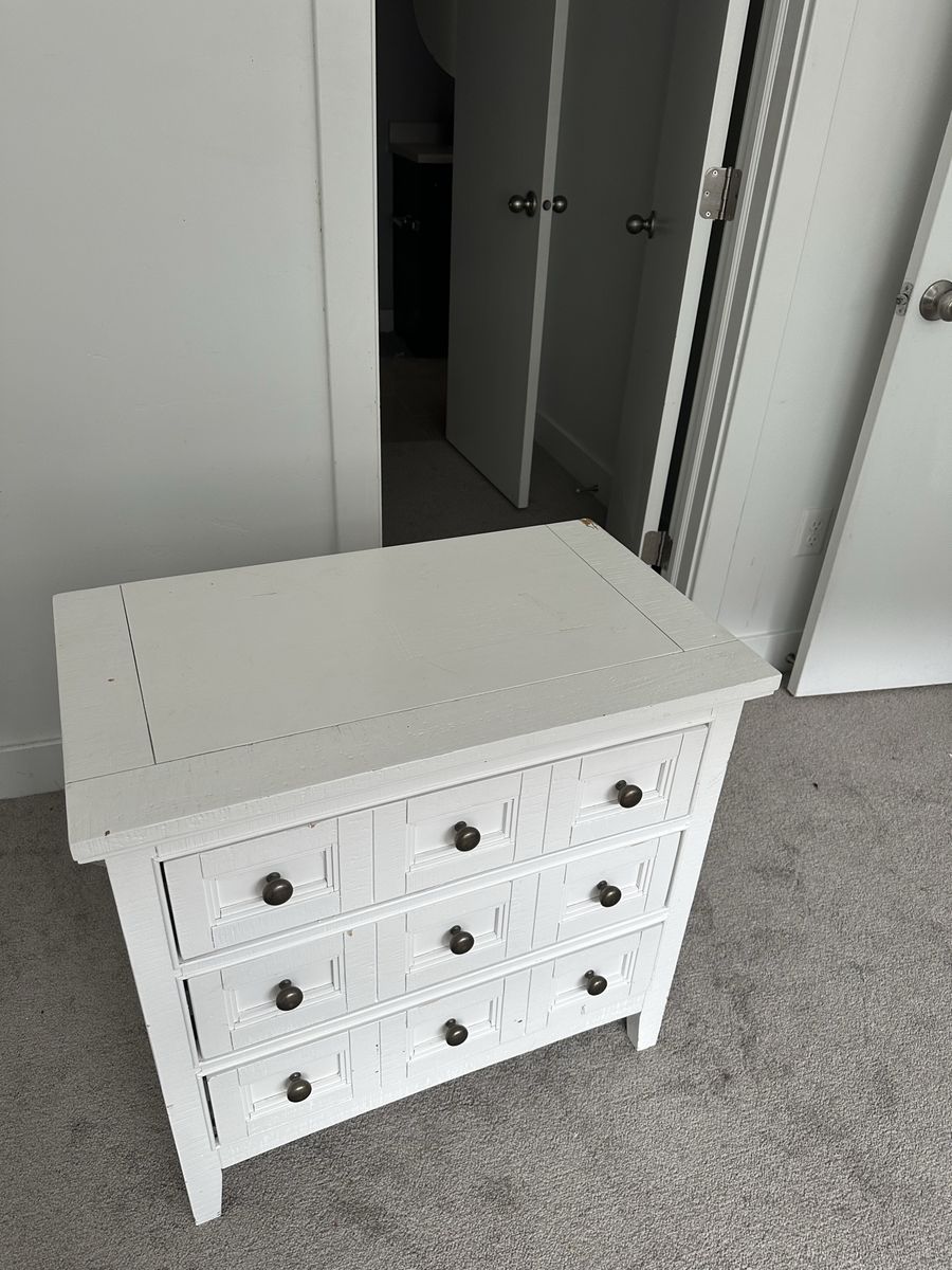 White Wood Nightstand / Small Dresser with 3 Drawers & Antique Brass Knobs