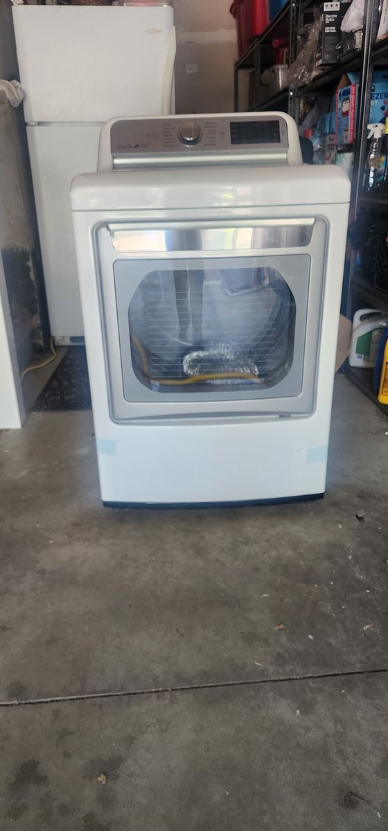 LG Sensor Dry Front Load Gas Dryer White