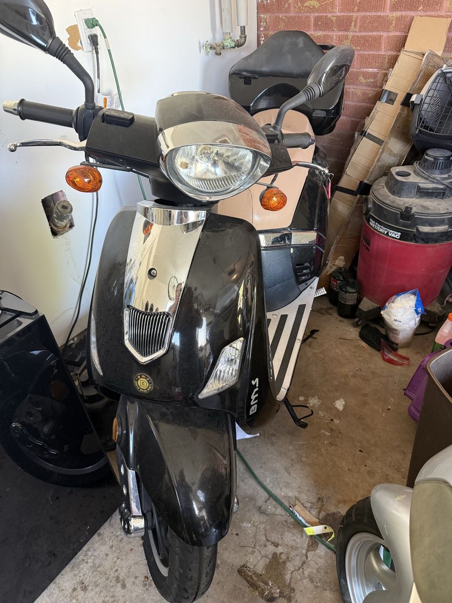 150 cc scooter