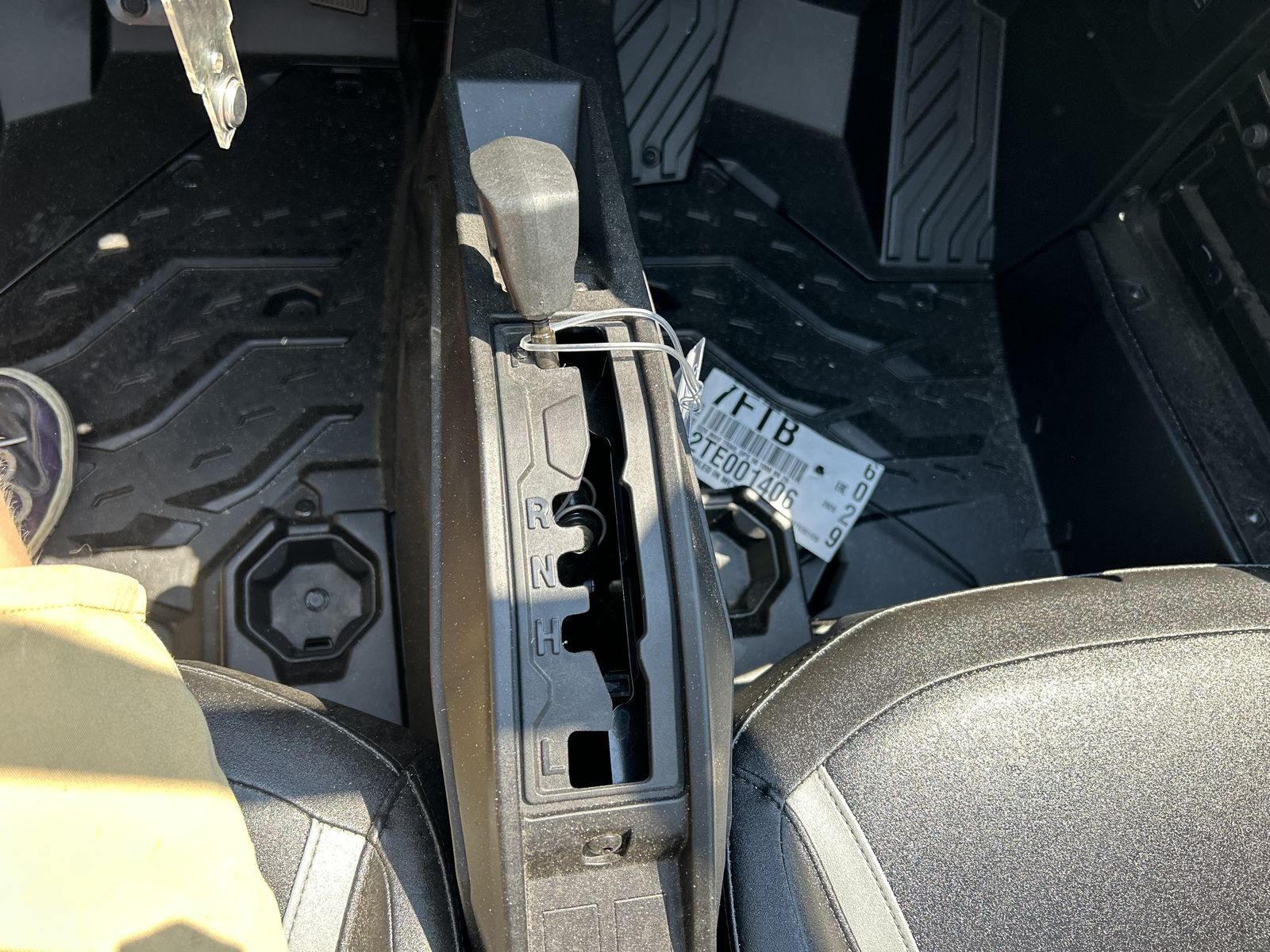 Main image 15