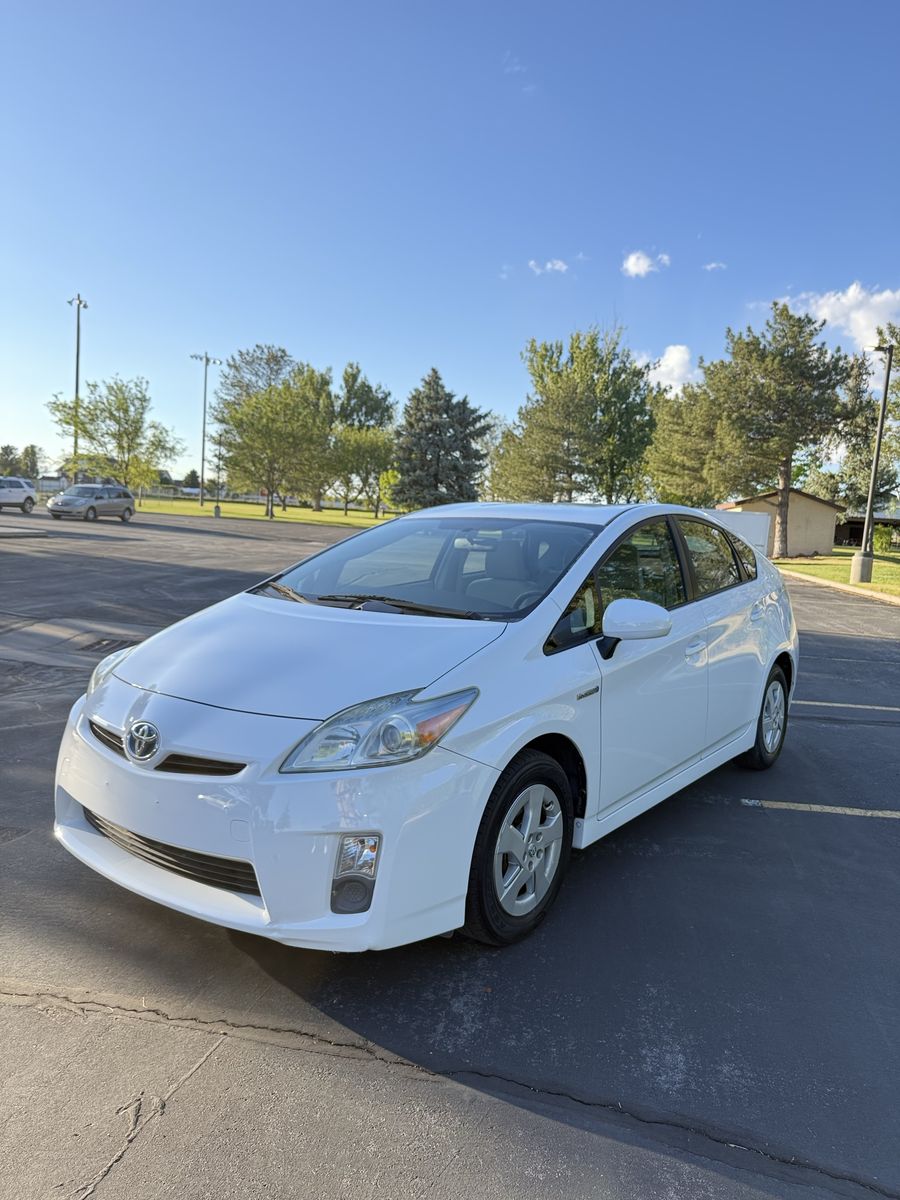 2010 Toyota Prius II
